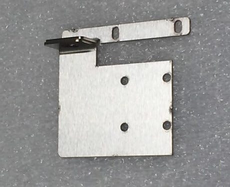 Locking Bracket; SS, LatchLock, for Single-Chamber Width Desiccators
